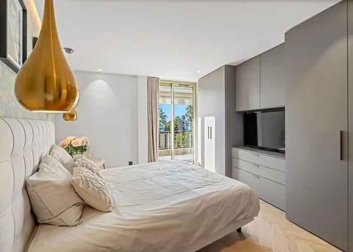 Ref 2042 - Croisette - For Rent Апартаменты